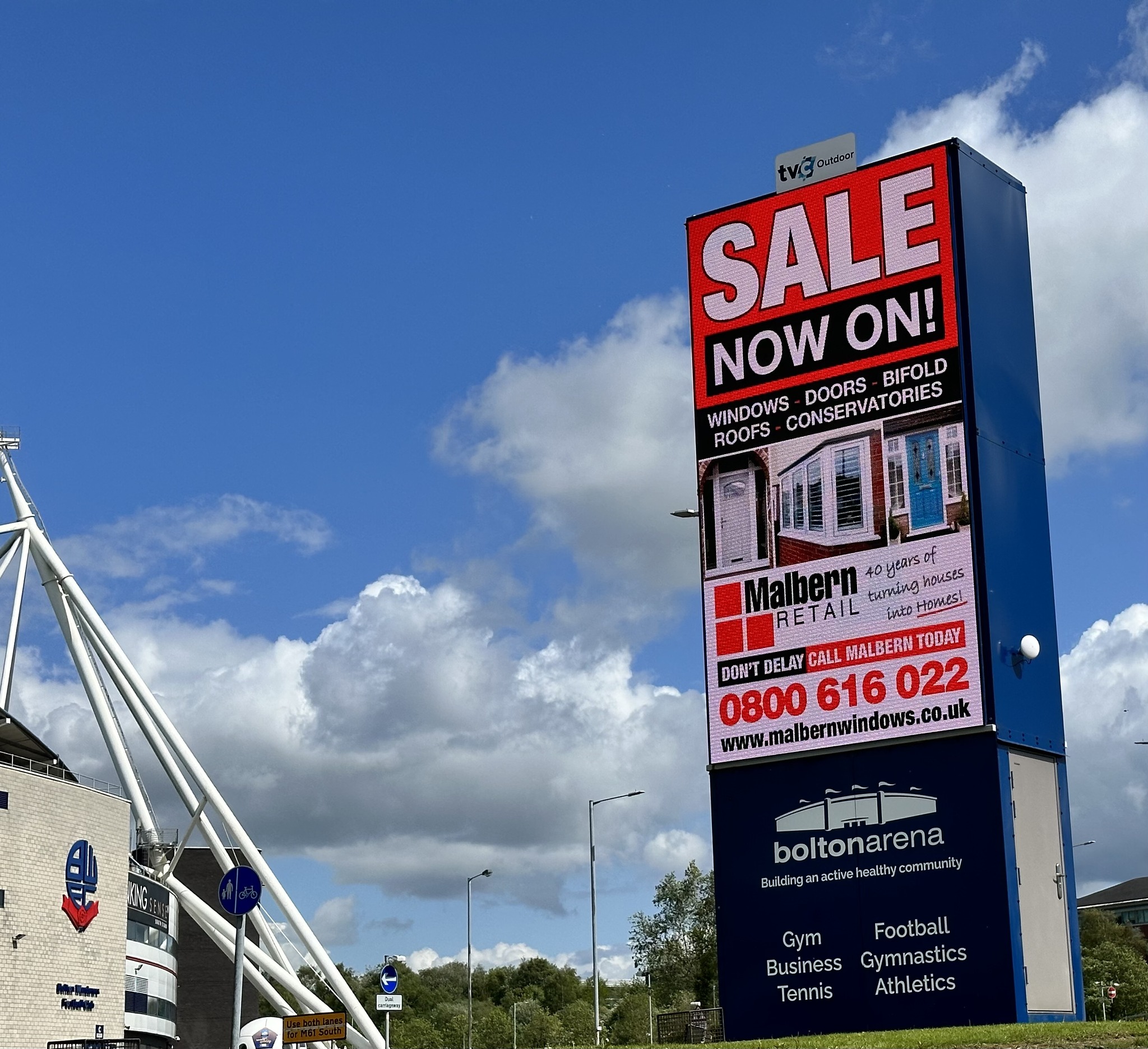 Take advantage of our exclusive offer to promote your business to a vast audience at the popular Middlebrook retail park, Bolton Arena, and Bolton Wanderers!